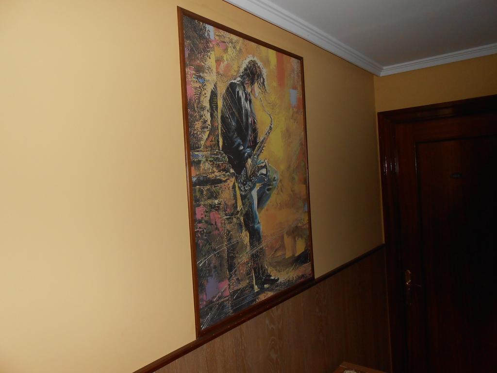 Hostal Restaurante El Abuelo Trobajo Del Camino 外观 照片