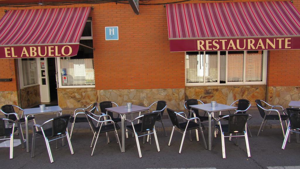 Hostal Restaurante El Abuelo Trobajo Del Camino 外观 照片