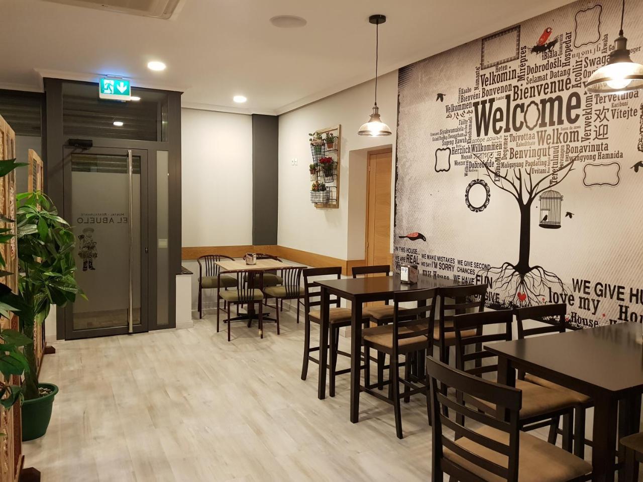 Hostal Restaurante El Abuelo Trobajo Del Camino 外观 照片
