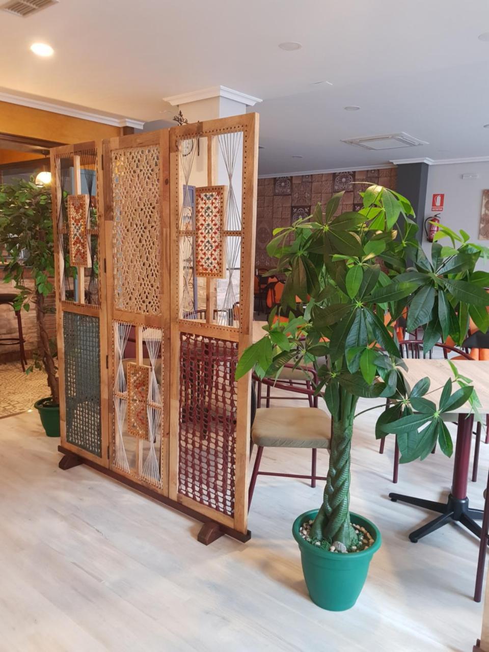 Hostal Restaurante El Abuelo Trobajo Del Camino 外观 照片